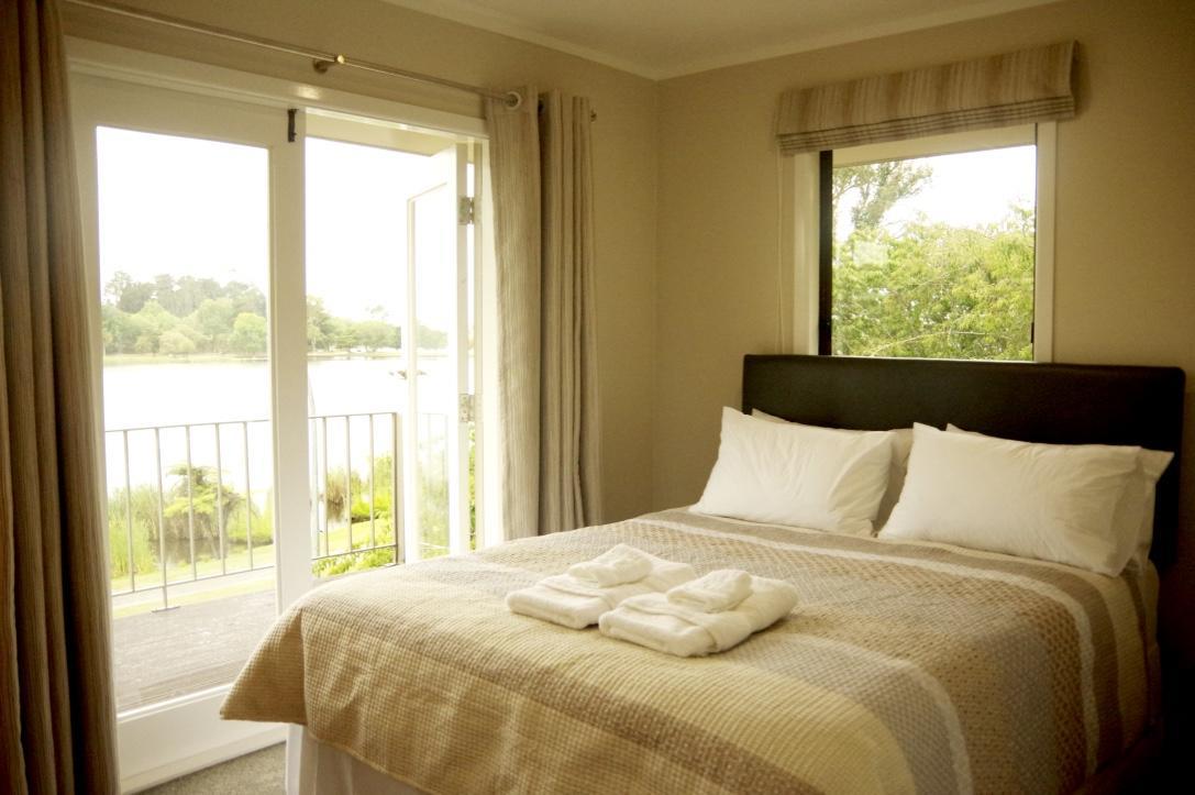 Lake Domain Boarding Holiday House Hamilton Exterior photo